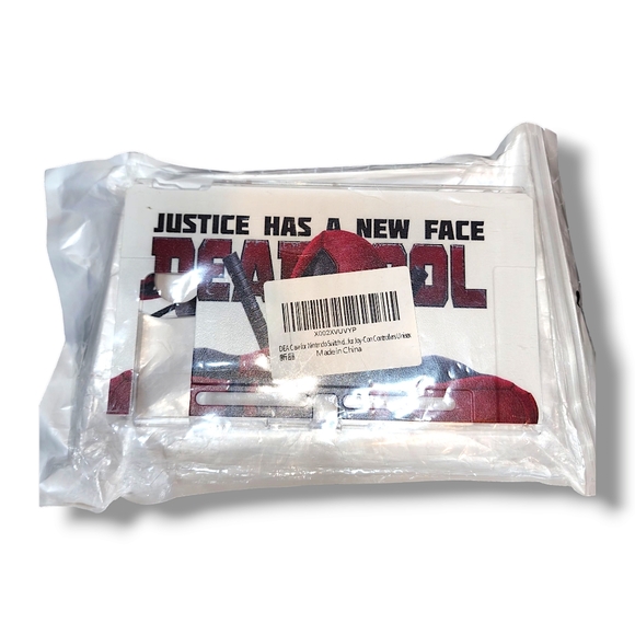 Funko Pop! Hallmark Ornaments DEADPOOL Walmart Exclusive 2021 Switch Case Cover - Picture 7 of 9